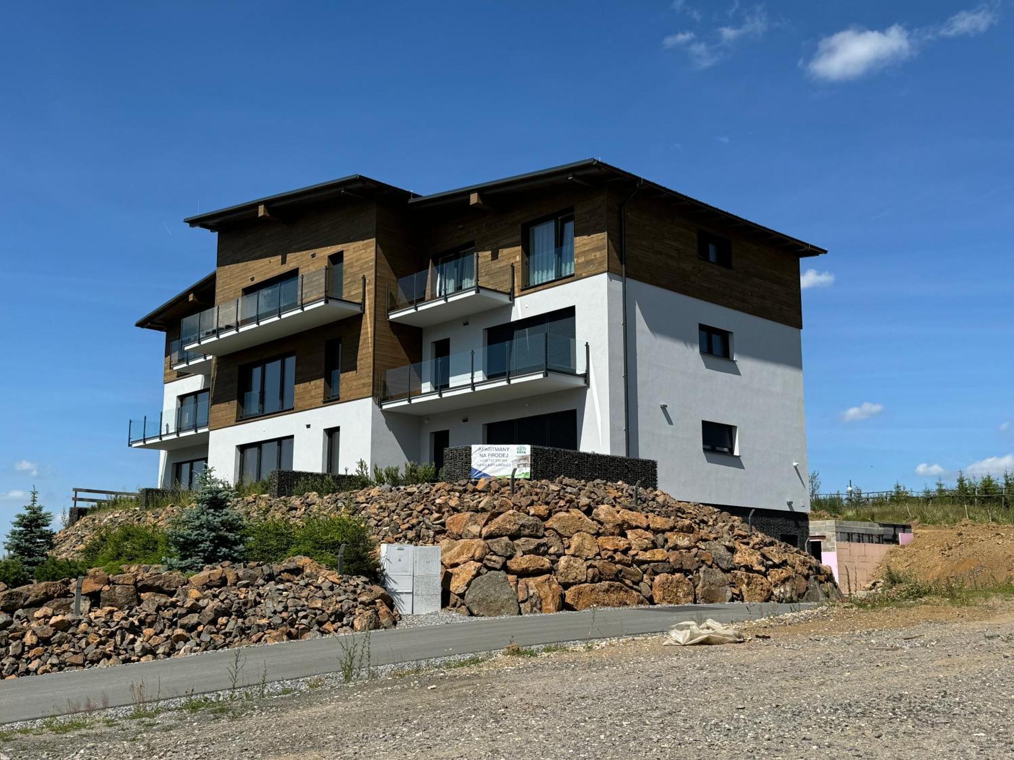 Apartmany Horizont Loučná pod Klínovcem Bagian luar foto